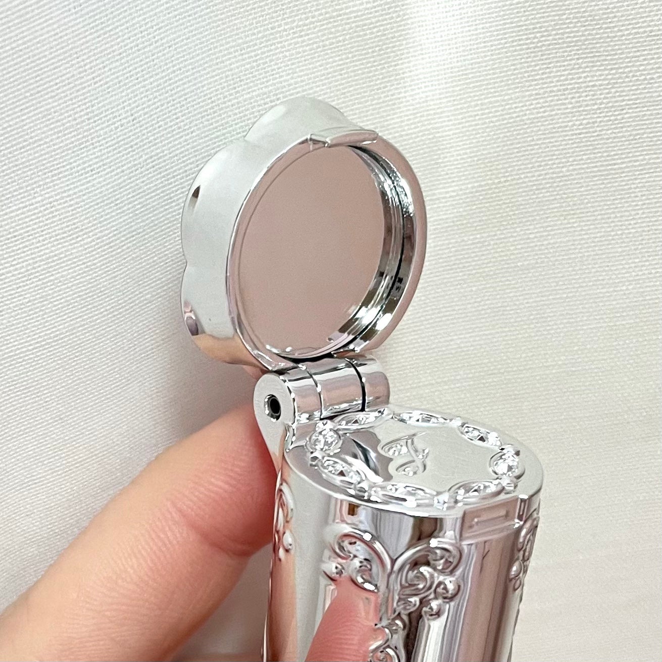 ジルスチュアート リップブロッサム グロウ/JILL STUART/口紅を使ったクチコミ(5枚目)