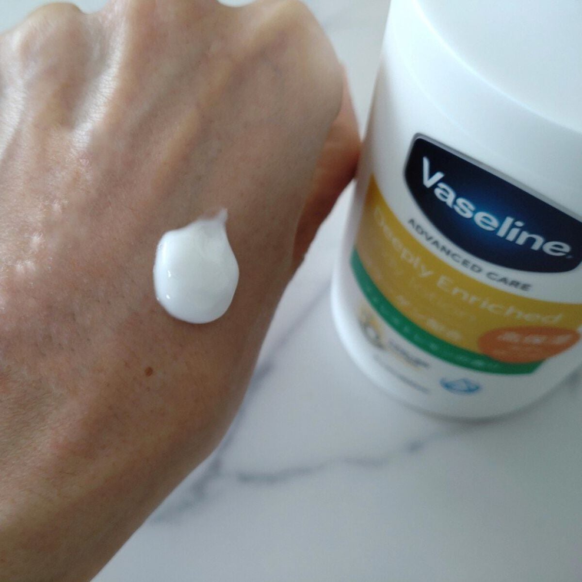 シルキーボディミルク/ユリアージュ/ボディミルクを使ったクチコミ(2枚目)