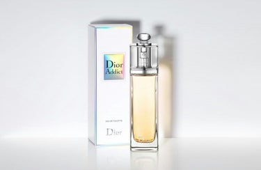 Dior ディオール アディクト オードゥ トワレのクチコミ「TWICEダヒョンの愛用する香水は《クリスチャンディオール/アディクト オードトワレ》です♡
.....」（2枚目）