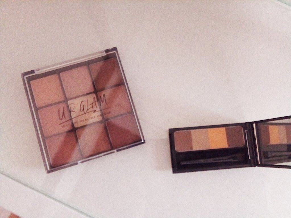 MIAMO(*ゝω・)ノ♥ on LIPS 「URGLAMさんのアイシャドウはラメの発色がよきで、ラメ無しの..」(1枚目)