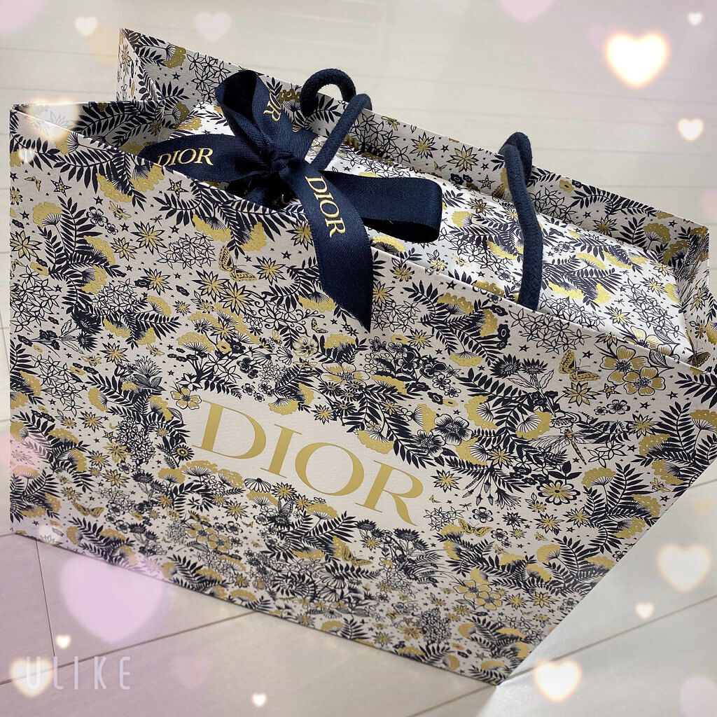 つん on LIPS 「なんと…!!母が誕生日プレゼントにってDIORでお買い物をして..」(1枚目)