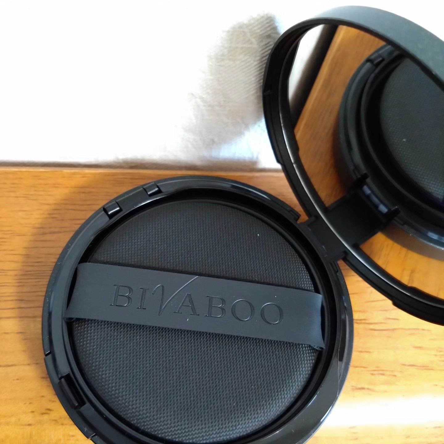 ベルベットジュエルクッション/BIVABOO/クッションファンデーションを使ったクチコミ（3枚目）