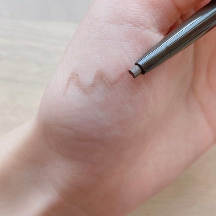 ブラシ付きアイブロウ繰り出し/CEZANNE/アイブロウペンシルを使ったクチコミ(4枚目)