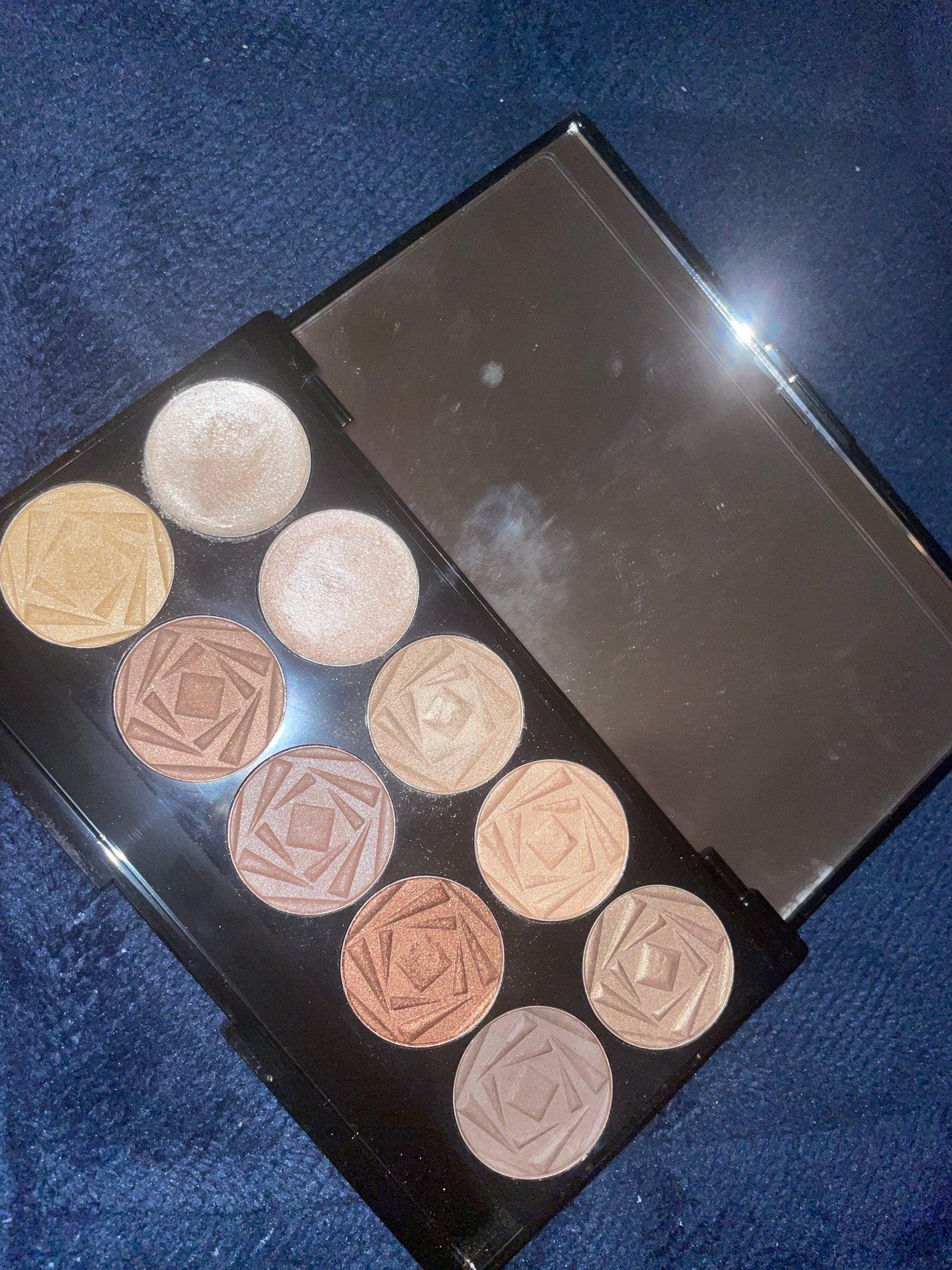 ITS'DEMO マルチパレット ディズニー わんわん物語/IT'S DEMO/アイシャドウパレットを使ったクチコミ(1枚目)