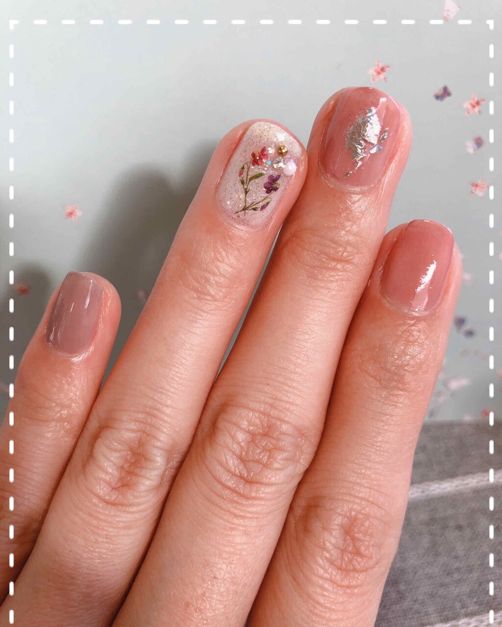 ―――⸜🌷︎⸝‍ネイル投稿🌼.*―――

毎回使ってるぐらいお気に入り😊


*excel  NL03  ロマンティッククローゼット
*CANMAKE  N96  
*Ducato  N55  コンデンスミルク
*CANMAKE  N