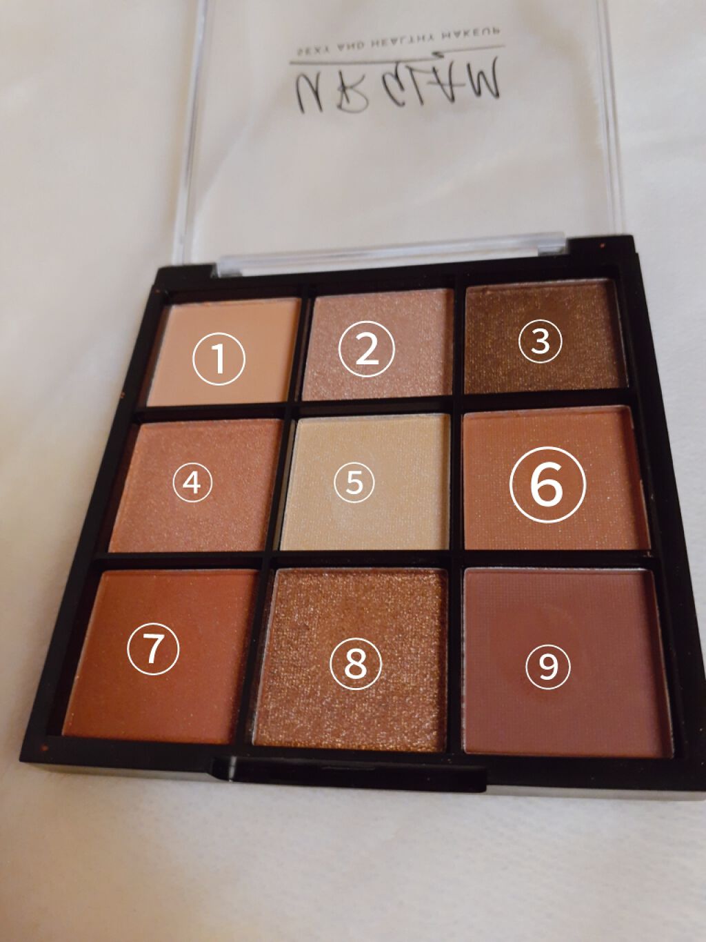 UR GLAM BLOOMING EYE COLOR PALETTE/U R GLAM/アイシャドウパレットを使ったクチコミ(3枚目)