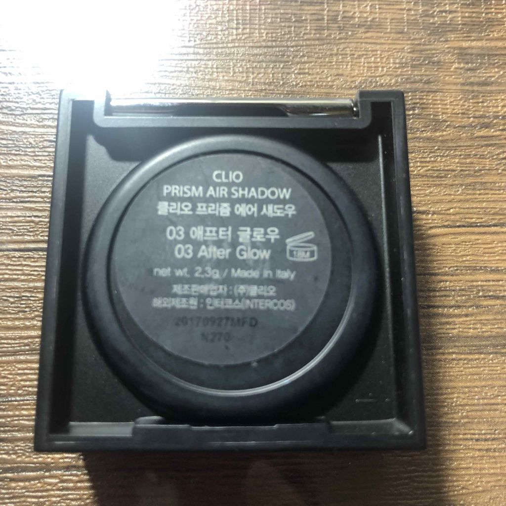 プリズム エアー シャドウ/CLIO/単色アイシャドウを使ったクチコミ(3枚目)