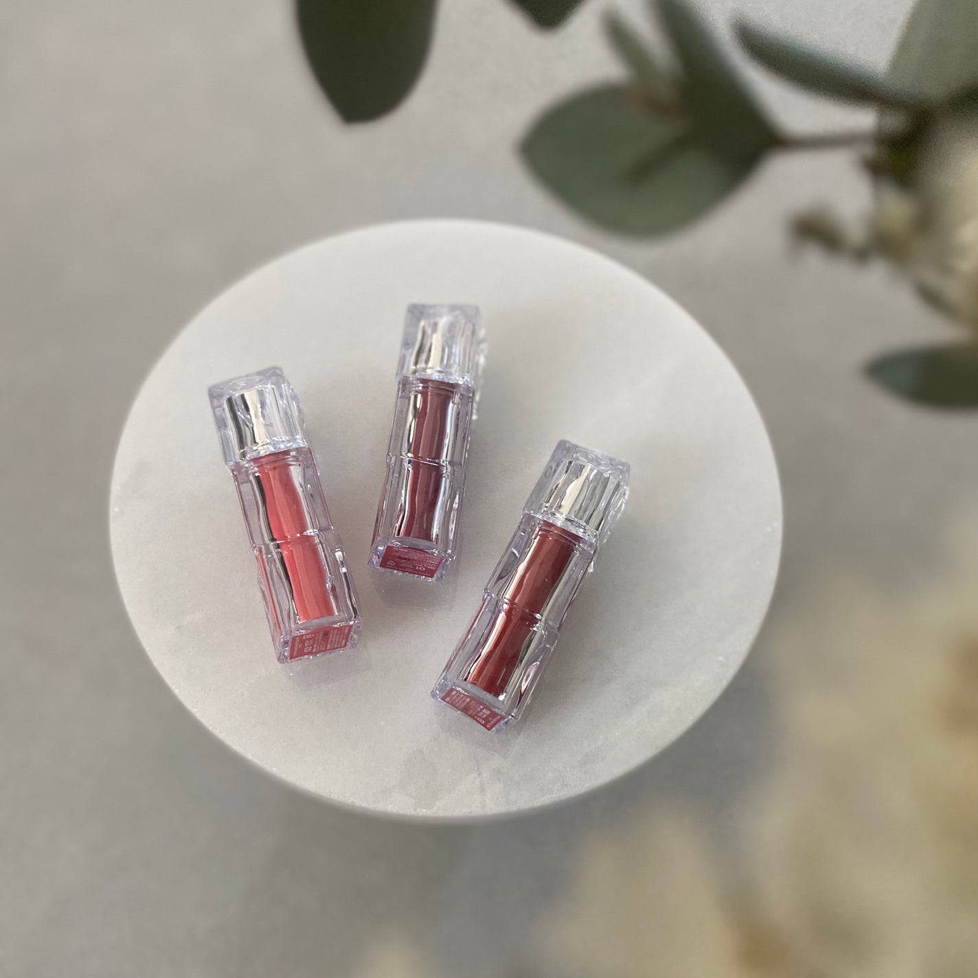 tomo on LIPS 「クッションファンデで有名なTIRTIRからポイントメイクライン..」(1枚目)