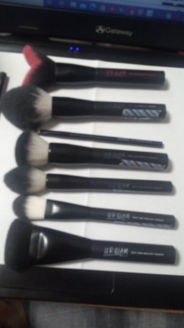 UR GLAM　CHEEK BRUSH/U R GLAM/メイクブラシを使ったクチコミ（2枚目）