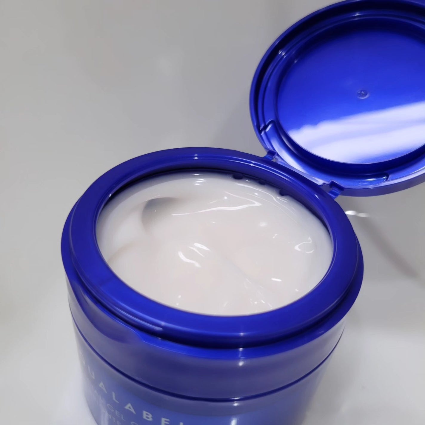 スペシャルジェルクリーム EX (ブライトニング) /アクアレーベル/オールインワン化粧品を使ったクチコミ(3枚目)