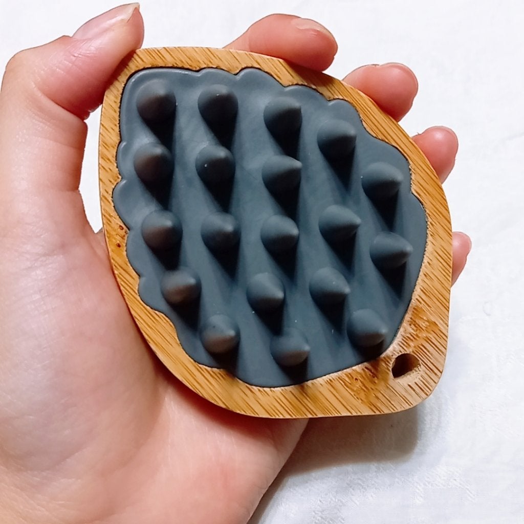 ヘッドスパブラシ/WELEDA/スカルプブラシを使ったクチコミ(1枚目)