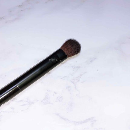 アイ シェーディング ブラシ/NYX Professional Makeup/メイクブラシを使ったクチコミ(2枚目)