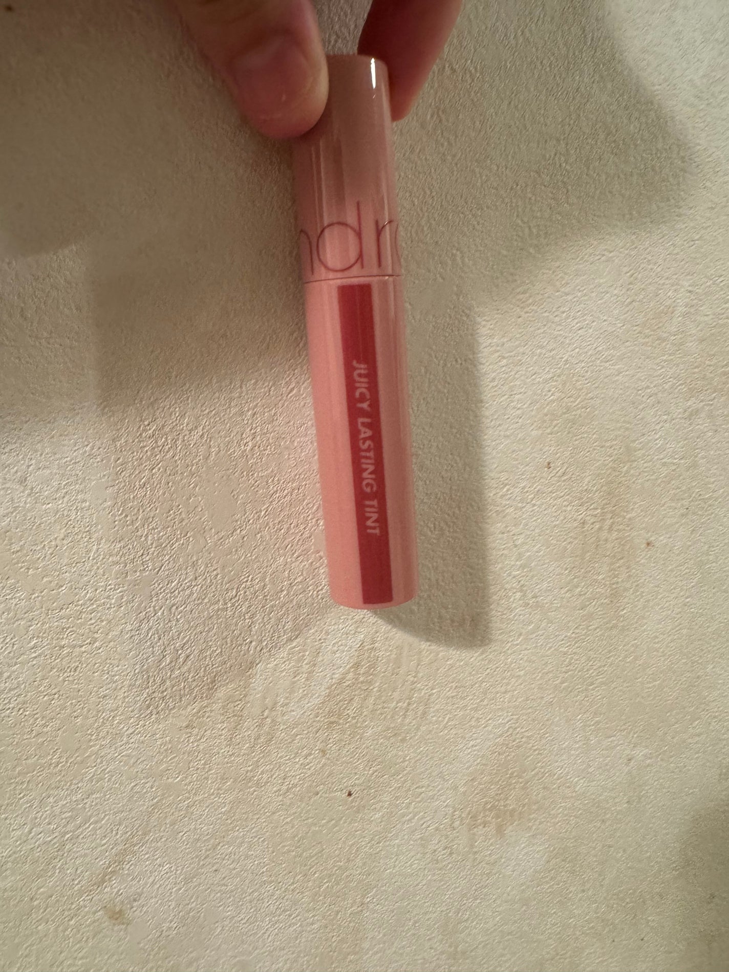 ジューシーラスティングティント/rom&nd/リップティントを使ったクチコミ(1枚目)