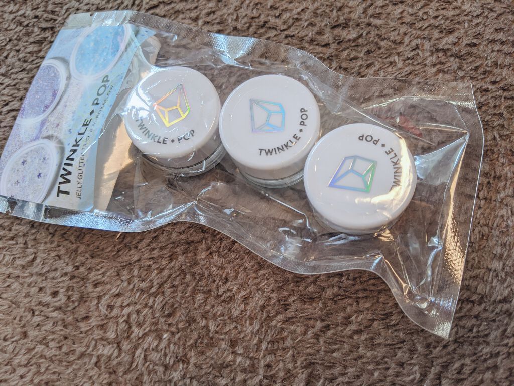 twinkle pop  jelly Glitter/CLIO/ジェル・クリームアイシャドウを使ったクチコミ（1枚目）