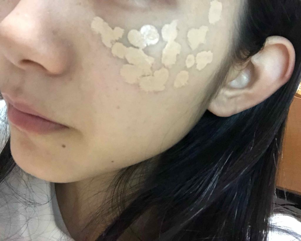 UVクリアフェイスパウダー/CEZANNE/プレストパウダーを使ったクチコミ(3枚目)
