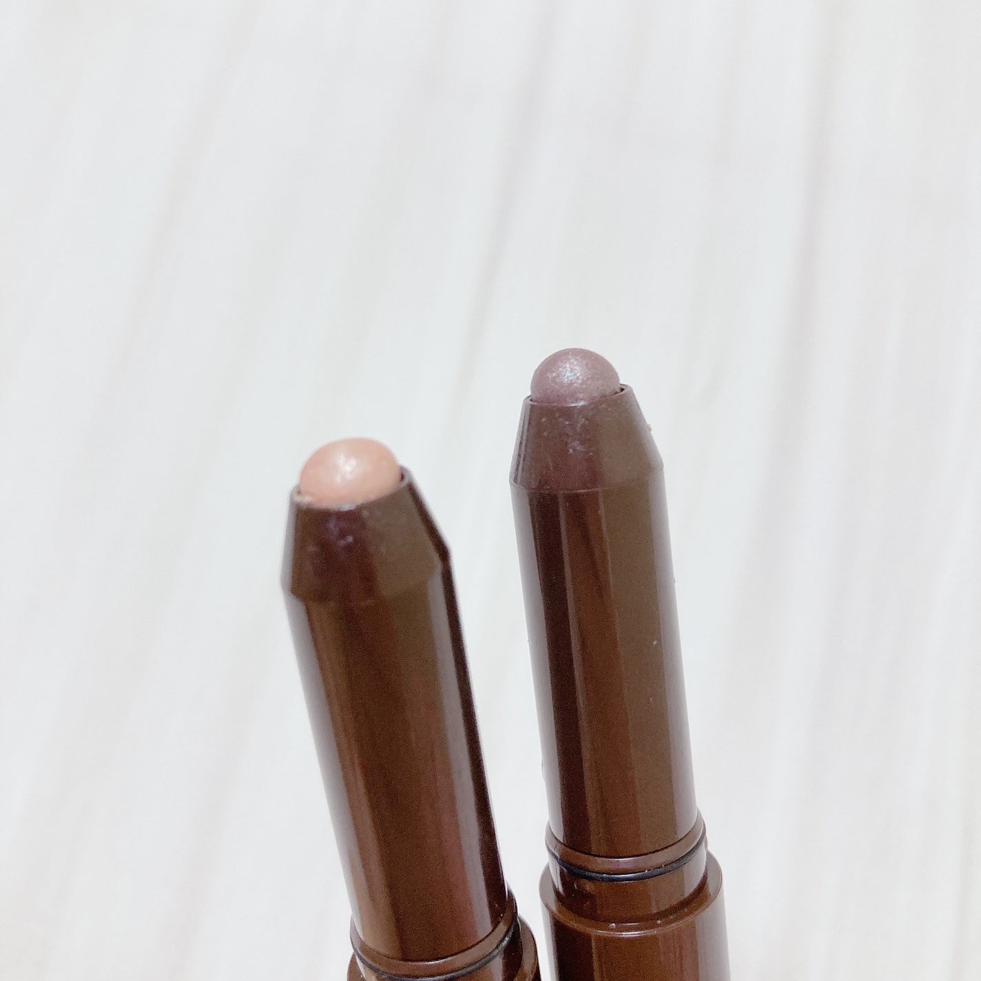 グリームオンフィットシャドウ/excel/スティックアイシャドウを使ったクチコミ(2枚目)