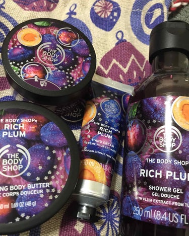 おばんです(´◡`๑)

発売日を待ってました！！

🏵THE BODY SHOP🏵
リッチプラム〜〜のいろいろセット笑

2年前に出会ってから香りに惚れて。。。
その時はフロステッドプラムって名前でし