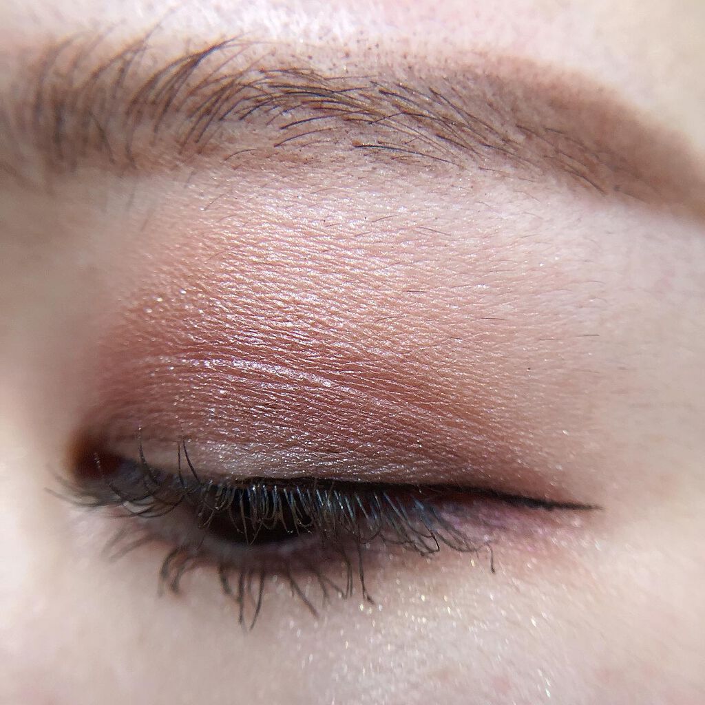 あゆみ on LIPS 「・\#todaysmake/・アイシャドウ☑@cledepea..」(4枚目)