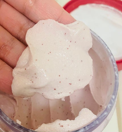 ダヴ ふわとろ クリーミースクラブ チェリー&アプリコットミルク/ダヴ/ボディスクラブを使ったクチコミ(3枚目)