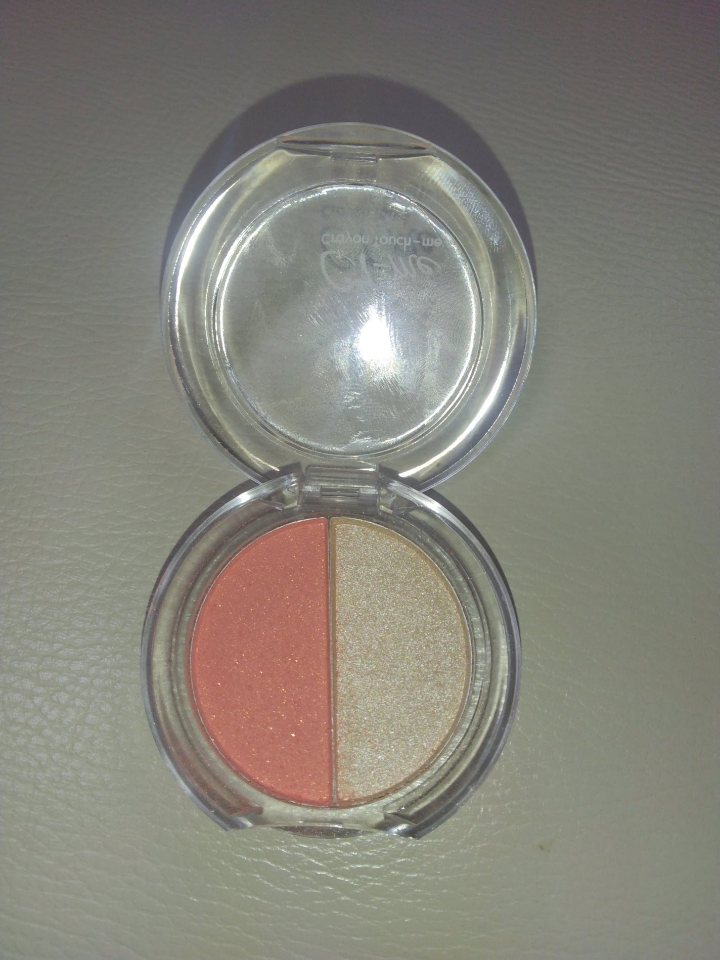 もか on LIPS 「セリアチークハイライトは艶がきれいでチークのほうはラメ入りでふ..」(1枚目)