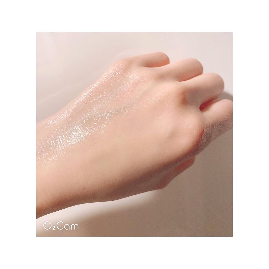 プレミアムボディミルク ホワイトニング【医薬部外品】 /ニベア/ボディミルクを使ったクチコミ(4枚目)