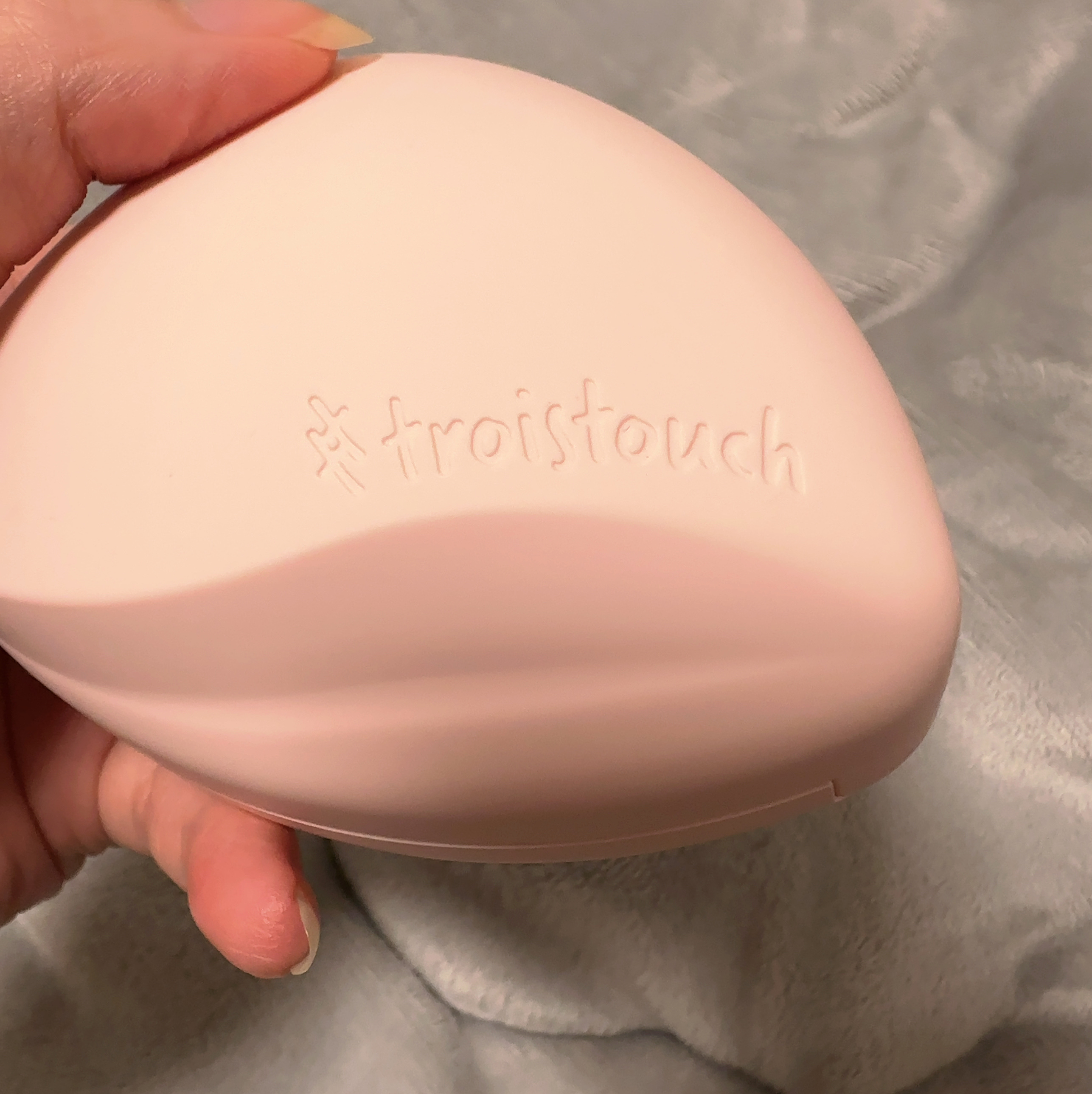 トワタッチ ハートクッション グロウメッシュ/troistouch/クッションファンデーションを使ったクチコミ（3枚目）