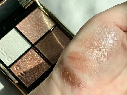 シグニチャー カラー アイズ/SUQQU/アイシャドウパレットを使ったクチコミ(3枚目)