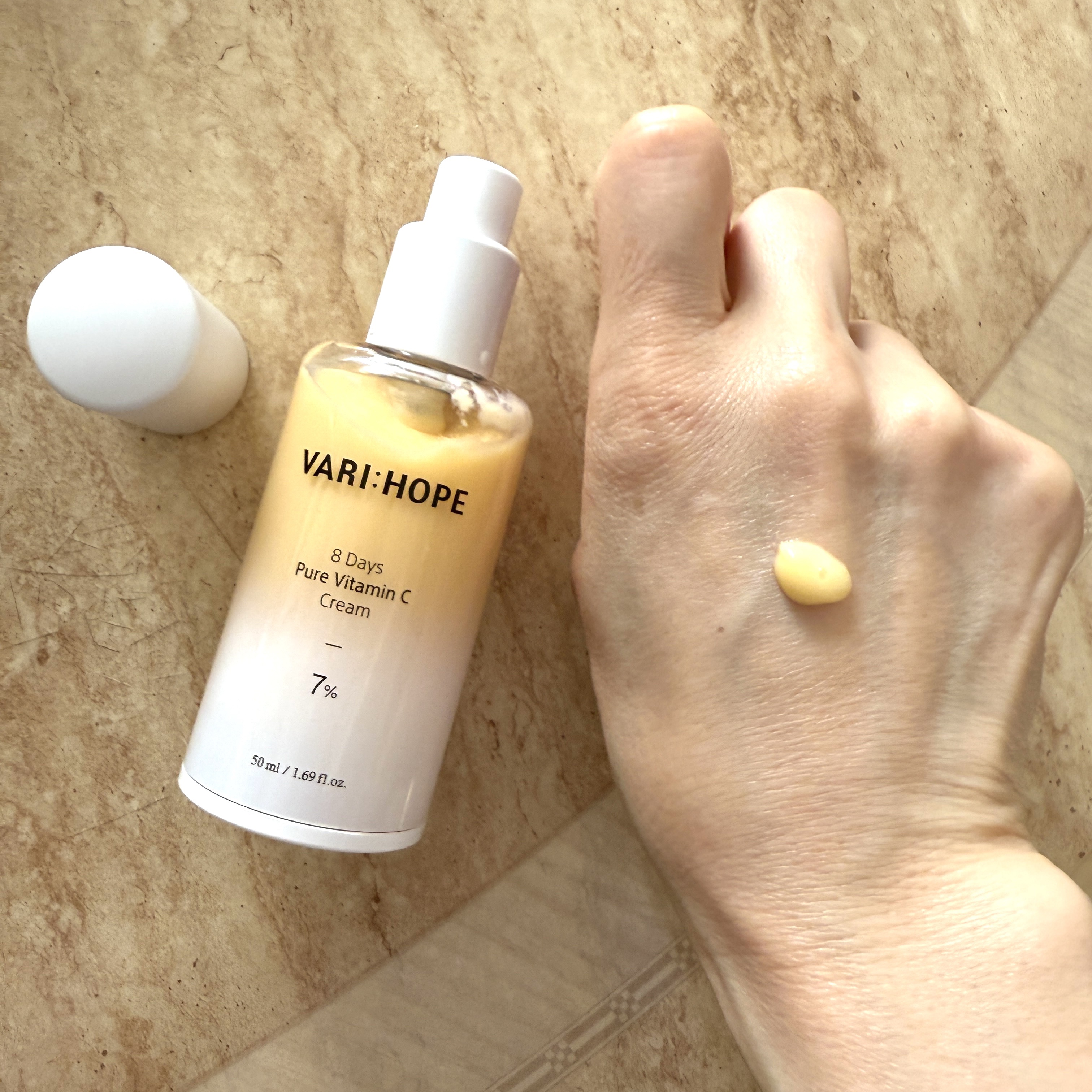 ８デイズ ピュアビタミンCクリーム/VARI:HOPE/フェイスクリームを使ったクチコミ（2枚目）