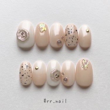 れちめろ on LIPS 「mercariにてネイルチップ販売しています！#rr_nail..」（1枚目）