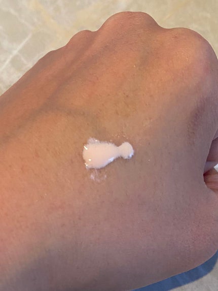 モイスチュアライジング ファンデーション プライマー/PAUL & JOE BEAUTE/化粧下地を使ったクチコミ(2枚目)