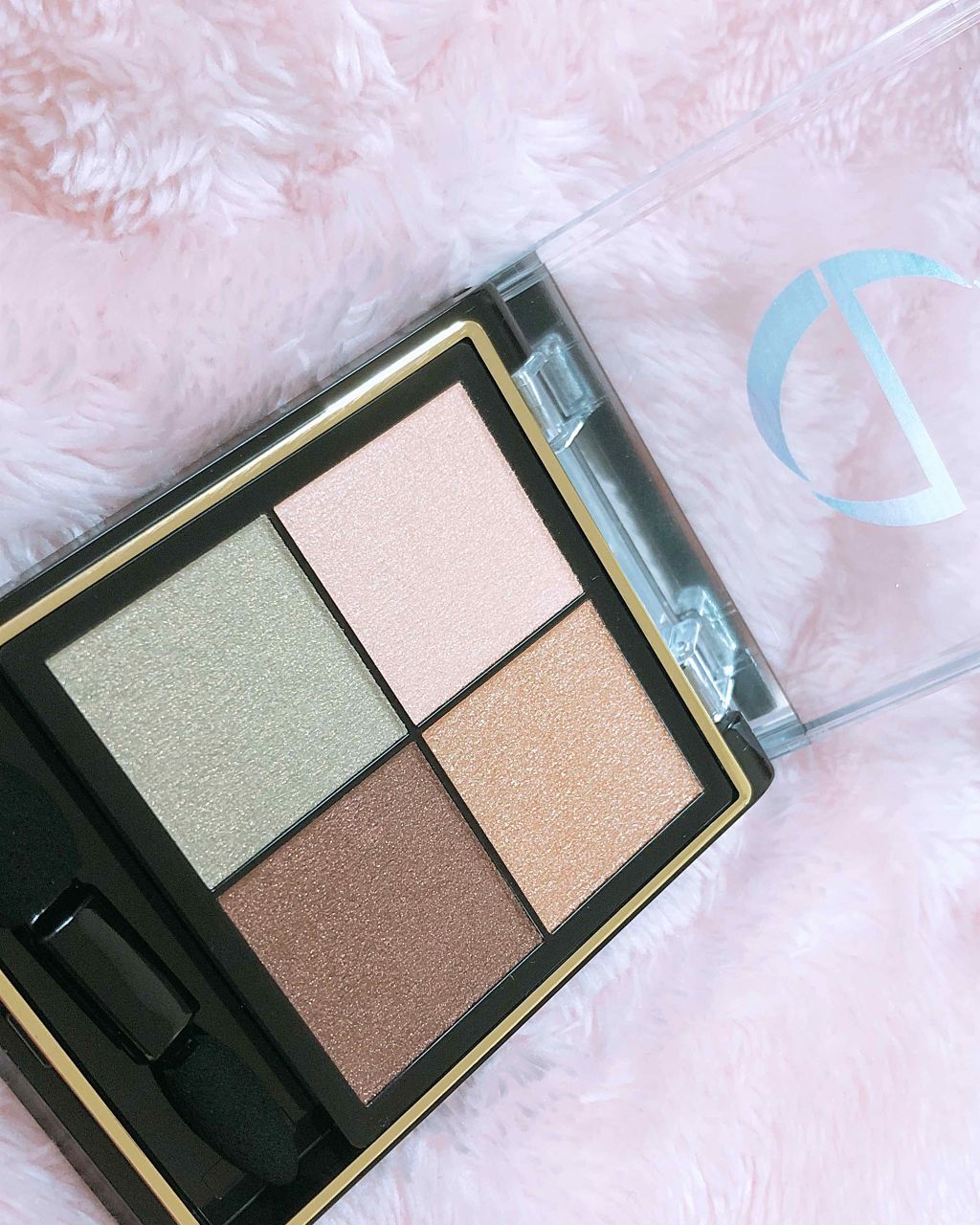 リアルクローズシャドウ/excel/アイシャドウパレットを使ったクチコミ(2枚目)