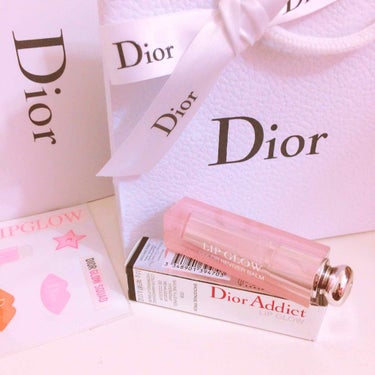 Dior♡アディクトリップ グロウ💄
008 ウルトラピンク(限定色)

友達とお買い物してたら、ピンクの可愛いディスプレイに吸い寄せられて買っちゃいました( ᐢ˙꒳​˙ᐢ )♡笑

リップバームなのに