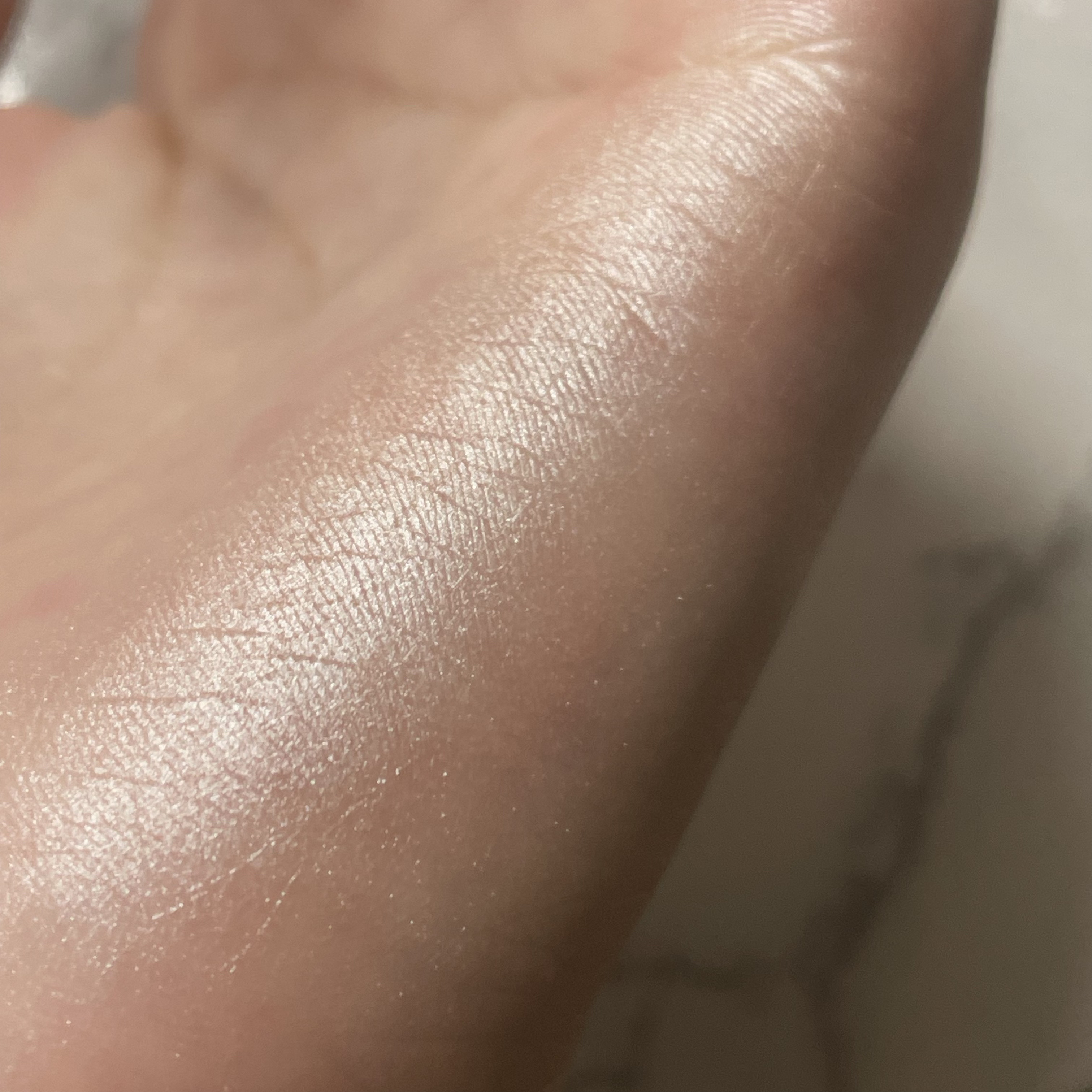 パールグロウハイライト/CEZANNE/パウダーハイライトを使ったクチコミ（2枚目）