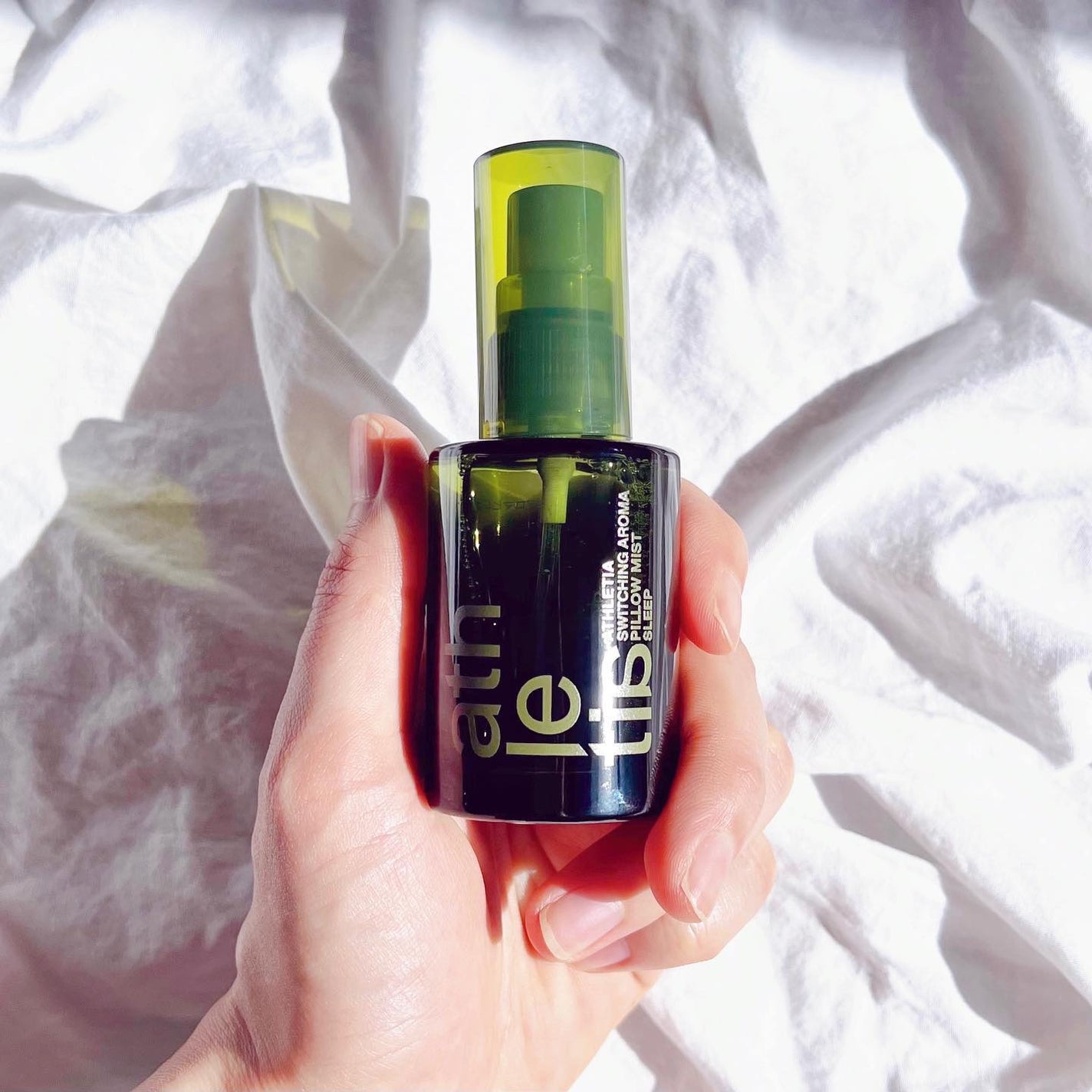 スイッチング アロマピローミスト SLEEP/athletia/ファブリックミストを使ったクチコミ(2枚目)