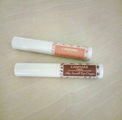 シルキースムースアイクレヨン/キャンメイク/リキッドアイシャドウを使ったクチコミ(1枚目)