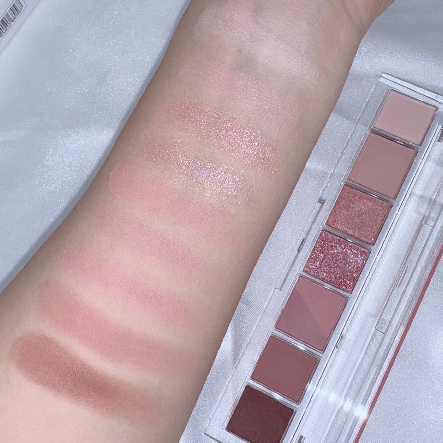 オール テイク ムード パレット(24AD)/PERIPERA/アイシャドウパレットを使ったクチコミ(3枚目)