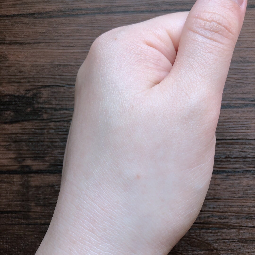 ハンドベールエアタッチ レモンフラワーの香り/メンソレータム/ハンドクリームを使ったクチコミ(4枚目)