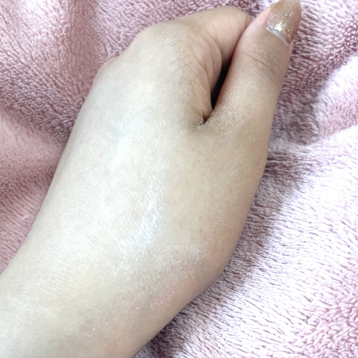 シルクアイスパウダー/b idol/ルースパウダーを使ったクチコミ（2枚目）