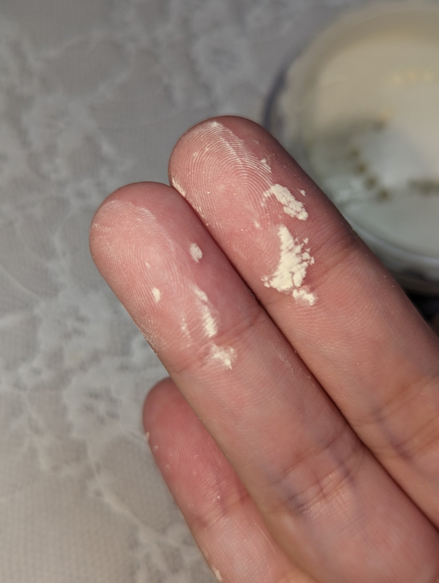 トランスルーセントパウダー 10g/SRICHAND/ルースパウダーを使ったクチコミ（3枚目）