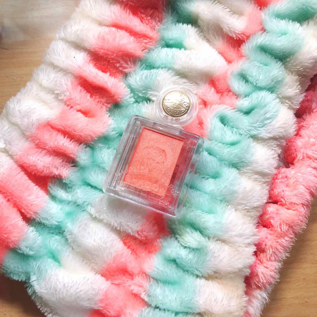 シャドーカスタマイズ/MAJOLICA MAJORCA/単色アイシャドウを使ったクチコミ(1枚目)