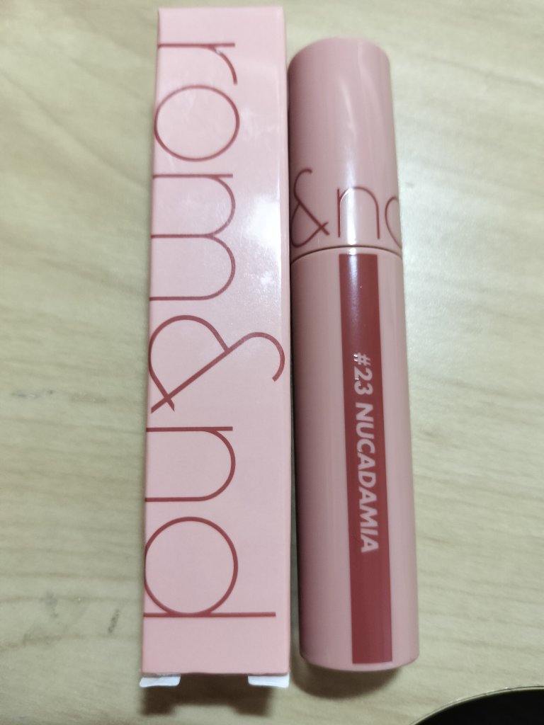 ジューシーラスティングティント/rom&nd/リップティントを使ったクチコミ（3枚目）