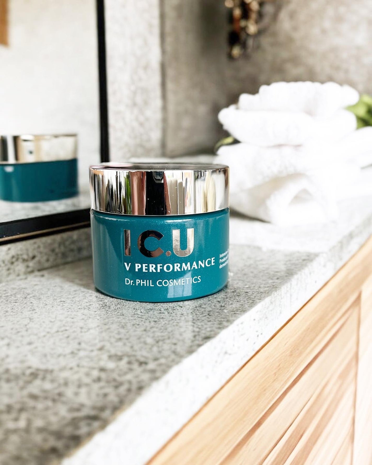 フイルナチュラント IC.U V パフォーマンス/IC.U/フェイスクリームを使ったクチコミ(2枚目)