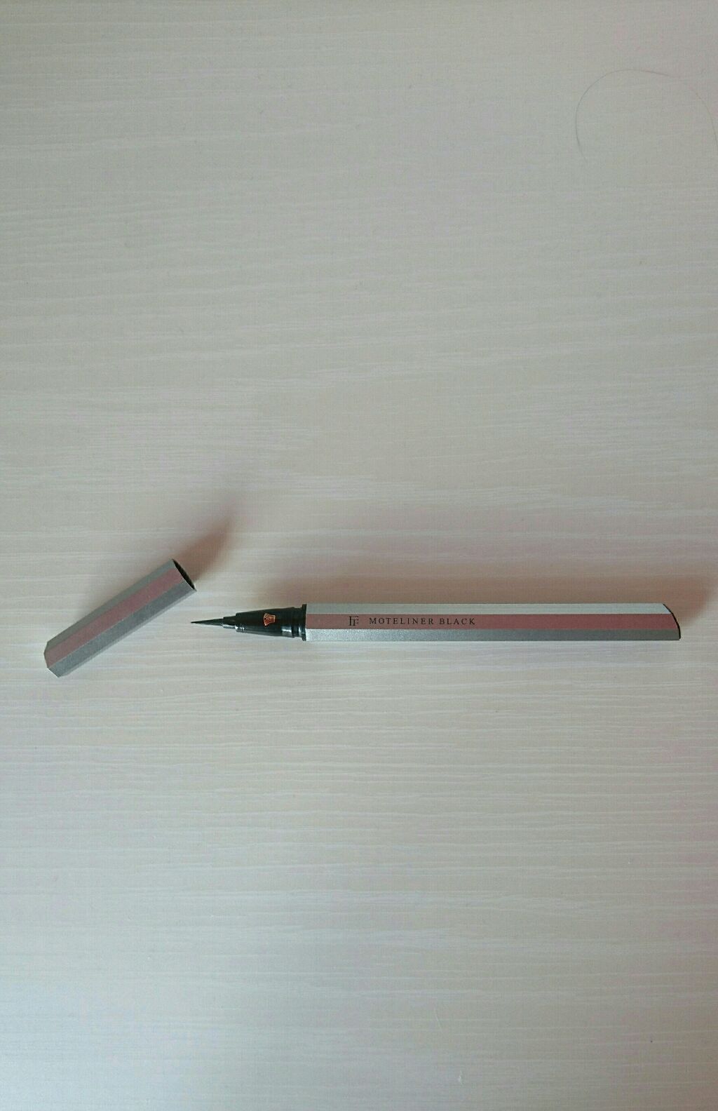 モテライナー リキッド/UZU BY FLOWFUSHI/リキッドアイライナーを使ったクチコミ（1枚目）