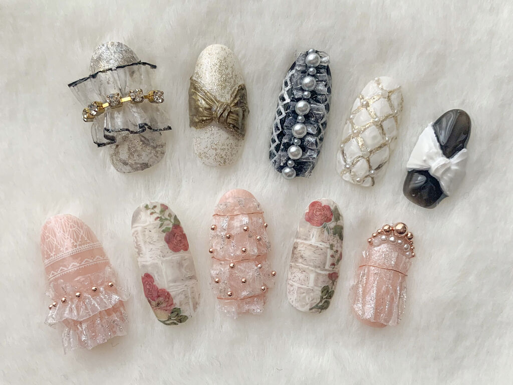 ネイルホリック リミテッドカラー Sparkle ornament GD076/ネイルホリック/マニキュアを使ったクチコミ（2枚目）