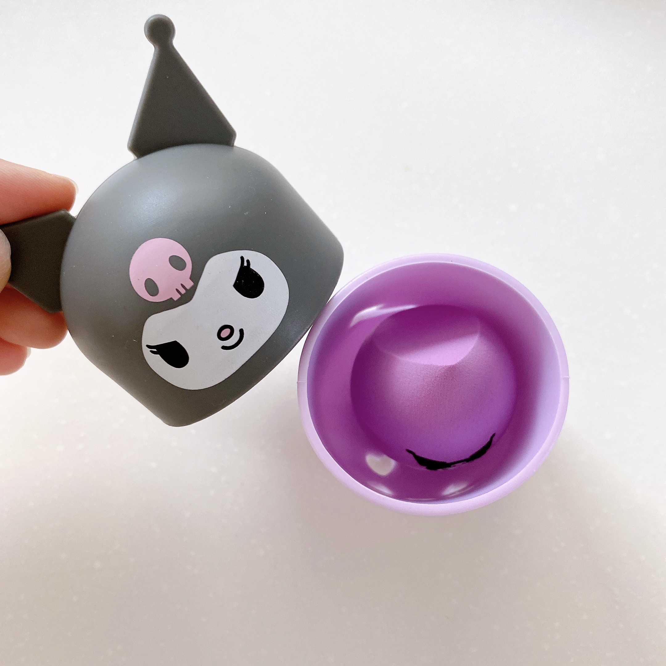 シリコンパフ/サンリオ/リキッドファンデーションを使ったクチコミ（3枚目）