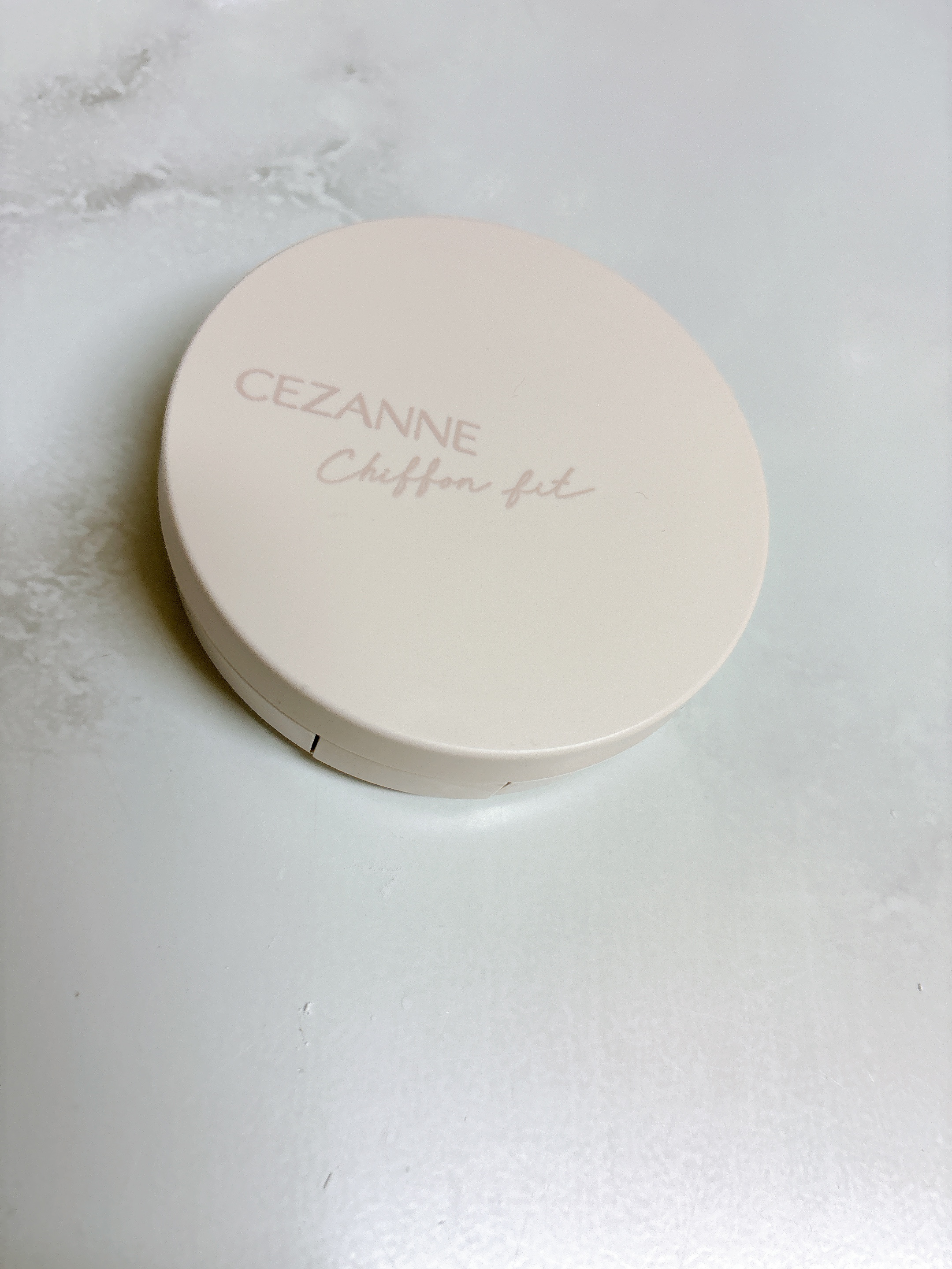 シフォンフィットクッションファンデーション/CEZANNE/クッションファンデーションを使ったクチコミ（1枚目）