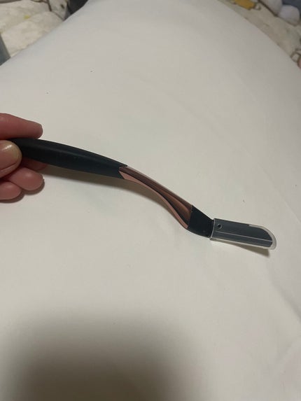 サロンプラス トーンアップ フェイススムーサー ホルダー(刃付き)/サロンプラス/シェーバーを使ったクチコミ(4枚目)