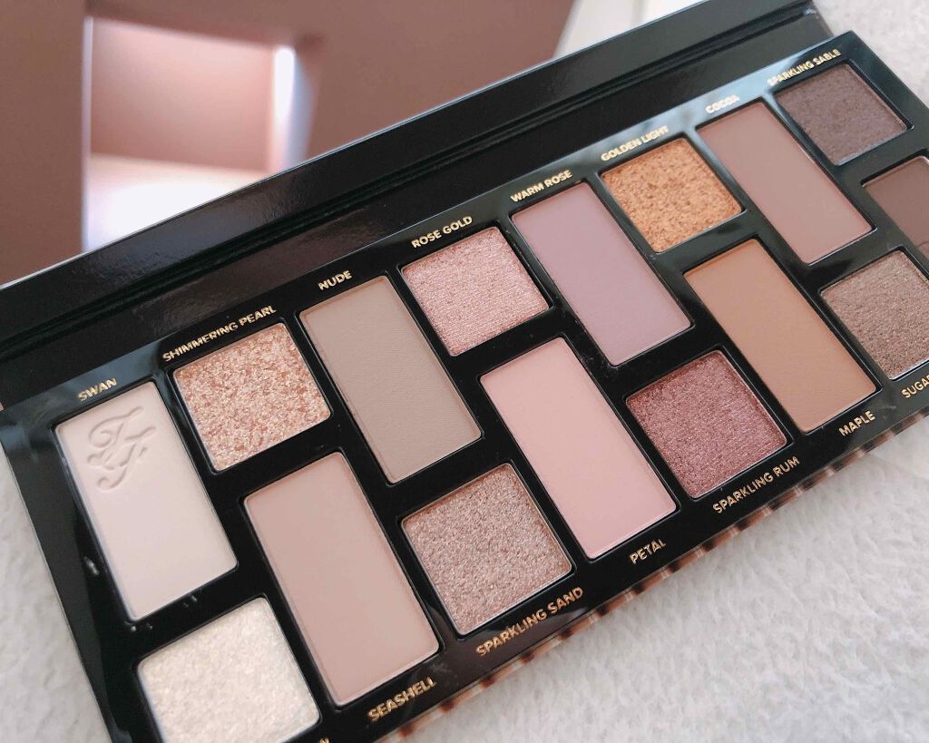 ボーン ディス ウェイ ザ ナチュラル ヌード アイシャドウ パレット/Too Faced/アイシャドウパレットを使ったクチコミ（2枚目）