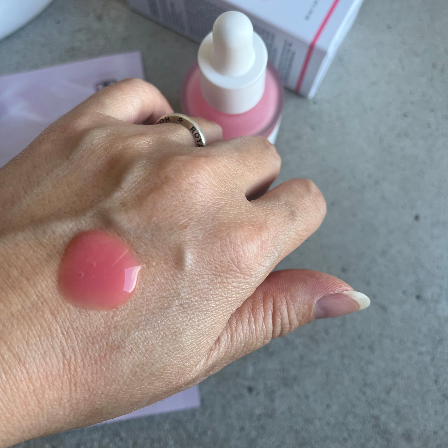 PDRNピンクアンプル PDRN 10,000ppm配合/MEDICUBE/美容液を使ったクチコミ(2枚目)