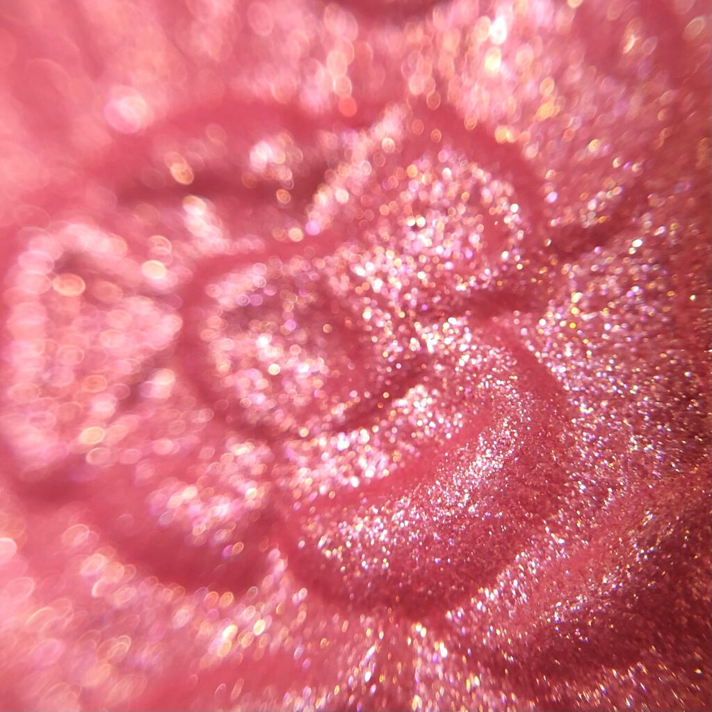 シマリング パウダー ブラッシュ/レ・メルヴェイユーズ ラデュレ/パウダーチークを使ったクチコミ(2枚目)